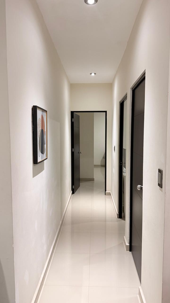 Suite 13